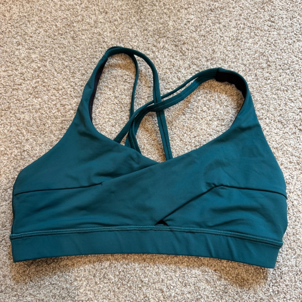 Lululemon Free To Be Bra Wild Teal Green Strappy Yoga Sports Bra Size 8 LW2AUFS